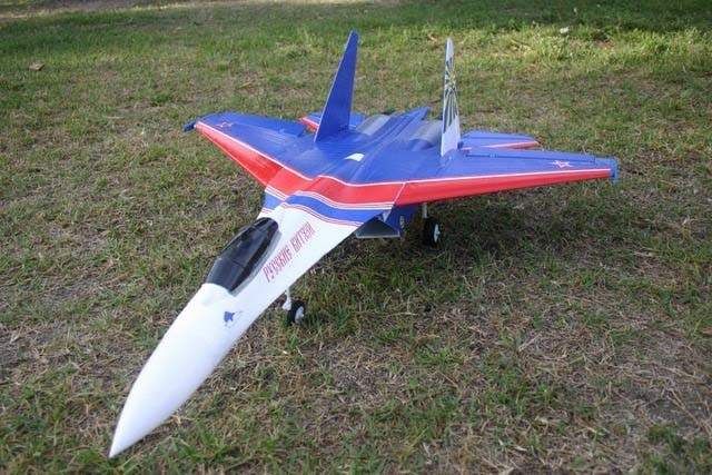 Радиоуправляемый самолет Art-Tech Су-27 Русские Витязи 2.4G - 21094