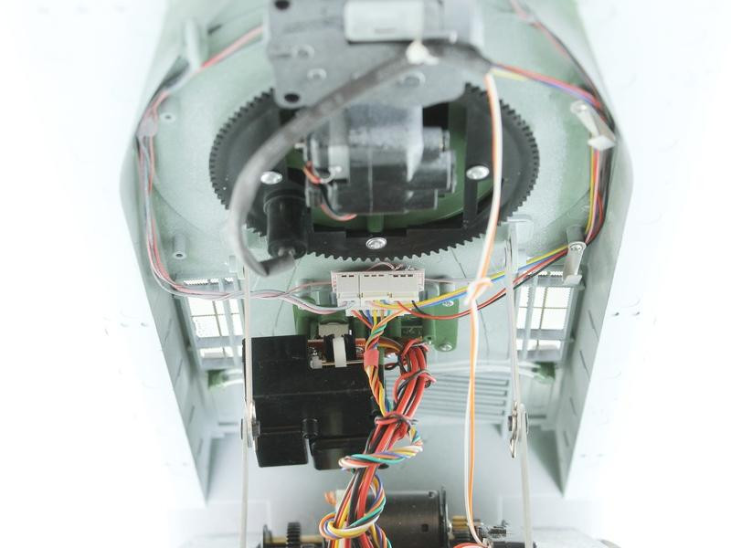 Радиоуправляемый танк Taigen ИС-2 модель 1944, СССР, зимний, деревянная коробка RTR масштаб 1:16 2.4G - TG3928-1S-BOX