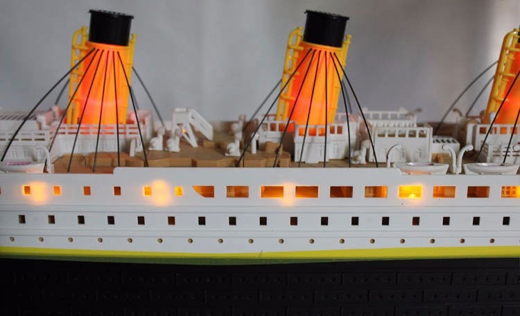 Радиоуправляемый корабль Титаник Heng Tai RTR 2.4G - 757T-4020