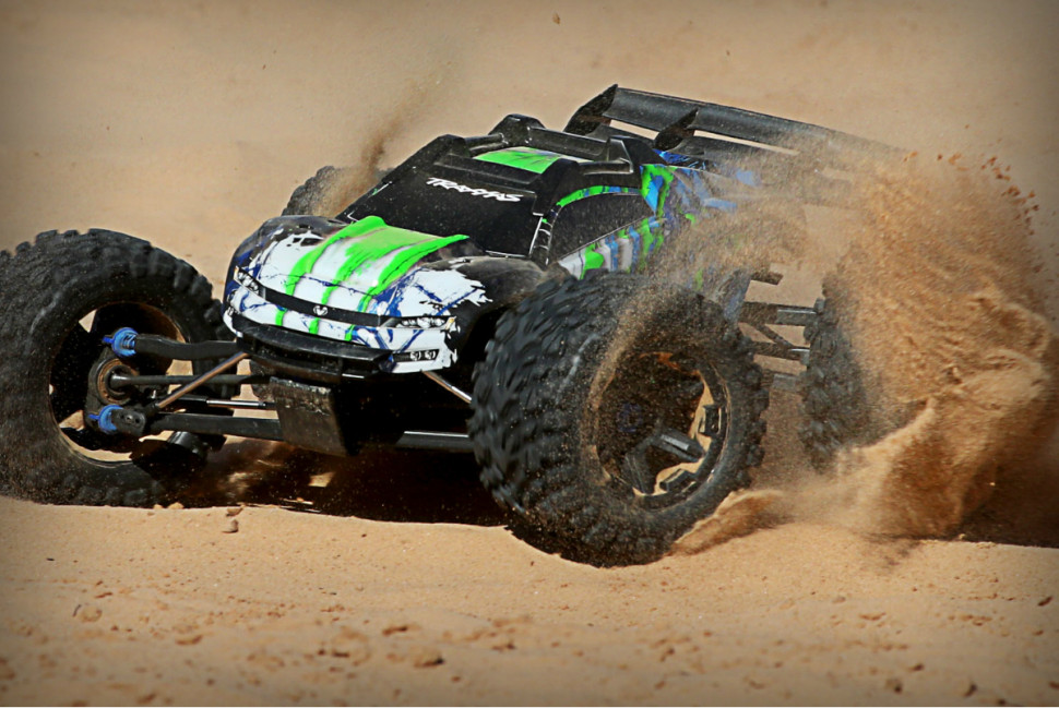 Радиоуправляемый трагги Traxxas E-Revo VXL 4WD RTR масштаб 1:10 2.4G - TRA86086-4-G