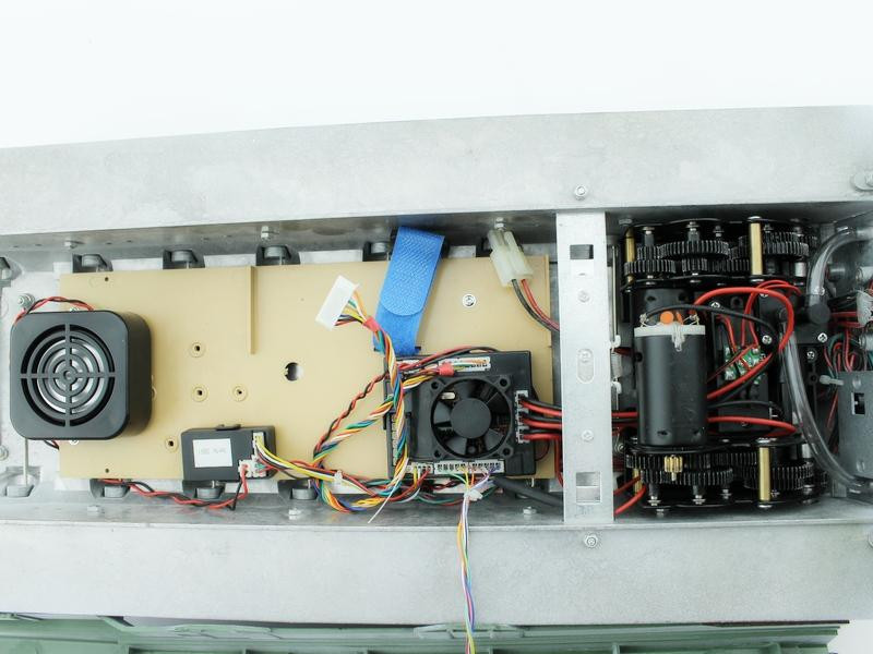 Радиоуправляемый танк Taigen Leopard 2 A6 UN RTR масштаб 1:16 2.4G - TG3889-1B-UN