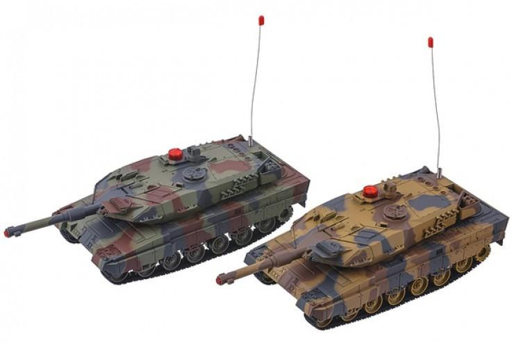 Радиоуправляемый танковый бой 2.4G Abrams vs Abrams масштаб 1:24 Huan QI - 558(2.4G)