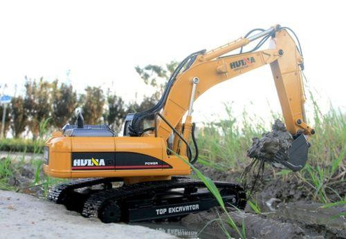 Радиоуправляемый экскаватор HUI NA TOYS масштаб 1:14 2.4G - HN1580